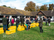 NH051025-70 - Nicky Henderson Stable Visit
